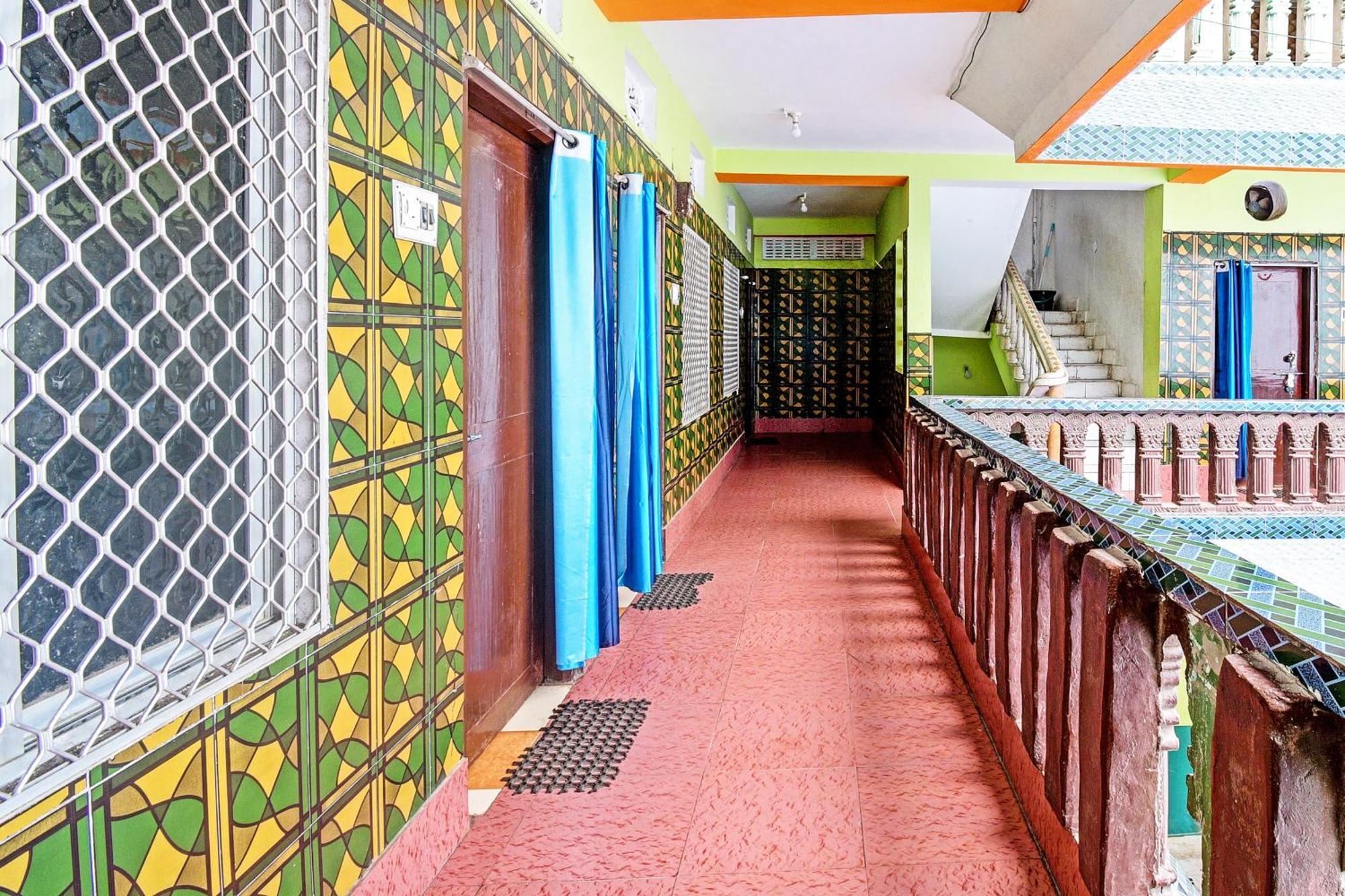 Hotel O Sri Ram Guest House 普里 外观 照片